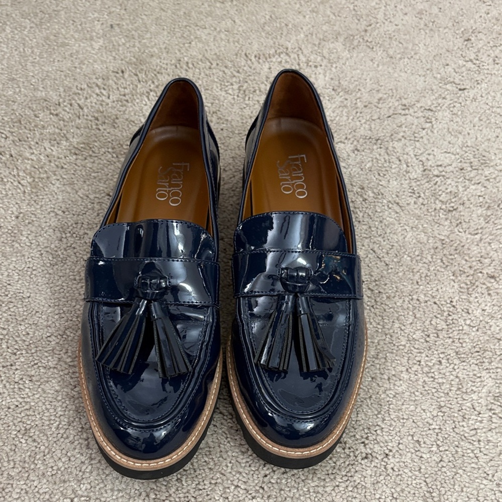 Franco Sarto Women’s Blue Patent Leather Loafers size 9